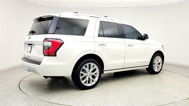 2019 Ford Expedition Platinum w/ Heavy-Duty Trailer Tow Pkg & 2nd Row Bucket Seats - 23003935 - 4