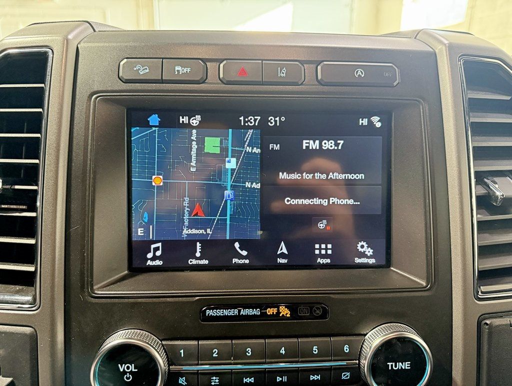 2019 Ford Expedition XLT 4x4 - 22952751 - 17