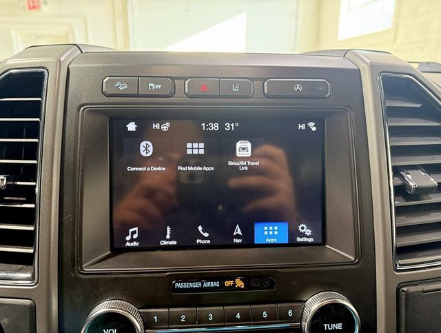 2019 Ford Expedition XLT 4x4 - 22952751 - 20