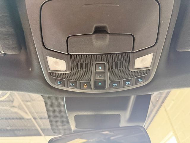 2019 Ford Expedition XLT 4x4 - 22952751 - 25