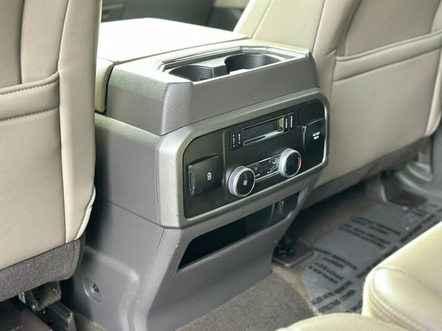 2019 Ford Expedition XLT 4x4 - 22961180 - 16