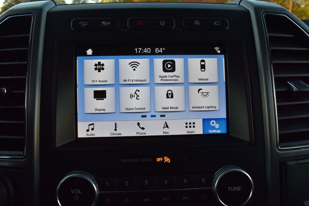 2019 Ford Expedition Max Platinum 4x4 - 22941159 - 39