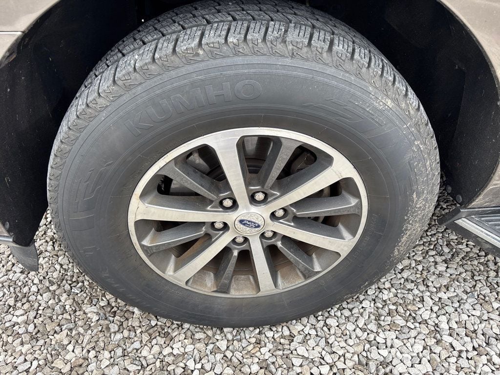 2019 Ford Expedition Max XLT 4x2 - 23037297 - 4