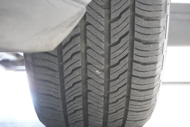 2019 Ford Explorer FWD - 22981540 - 25