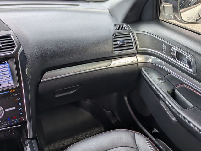 2019 Ford Explorer Sport 4WD - 22986353 - 17