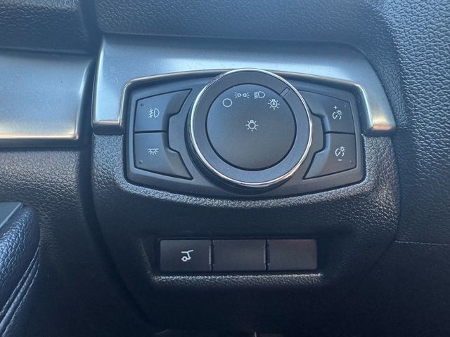 2019 Ford Explorer XLT - 22937777 - 16