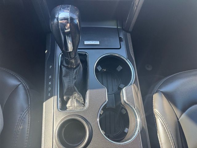 2019 Ford Explorer XLT - 22937777 - 23