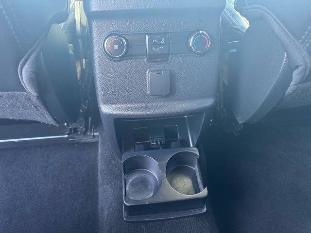 2019 Ford Explorer XLT - 22937777 - 29