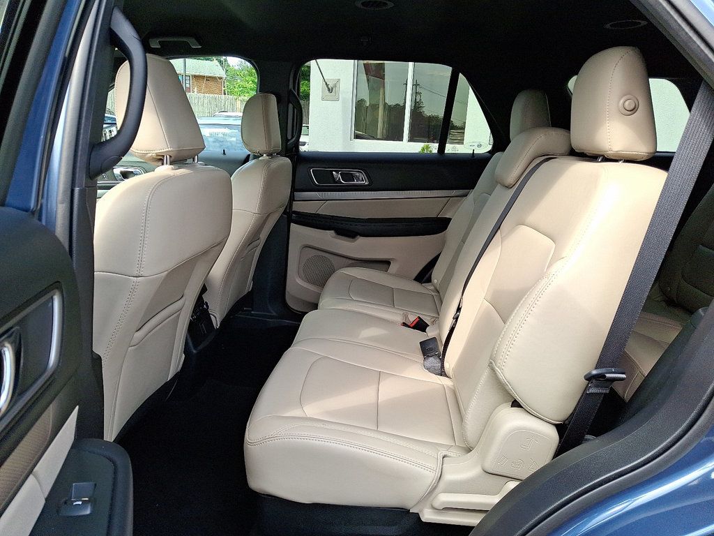 2019 Ford Explorer XLT photo 10