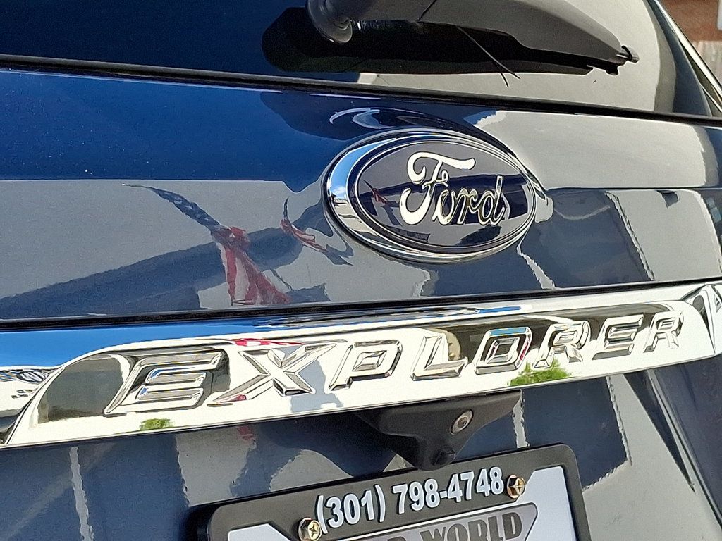 2019 Ford Explorer XLT photo 32