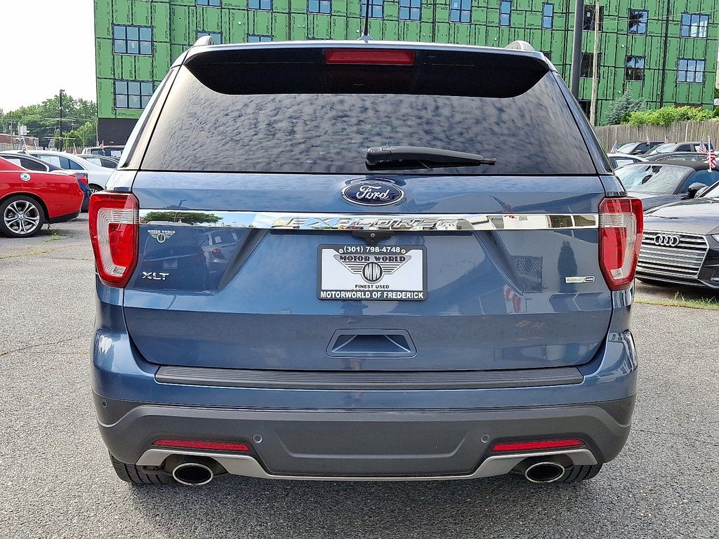 2019 Ford Explorer XLT photo 5