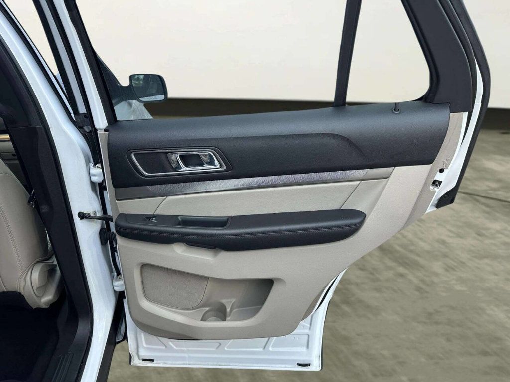 2019 Ford Explorer XLT 4WD - 22974794 - 17
