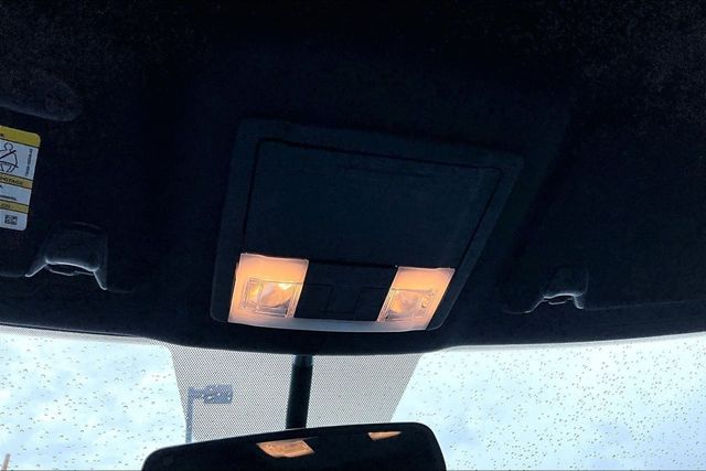 2019 Ford Explorer XLT 4WD - 23026485 - 24