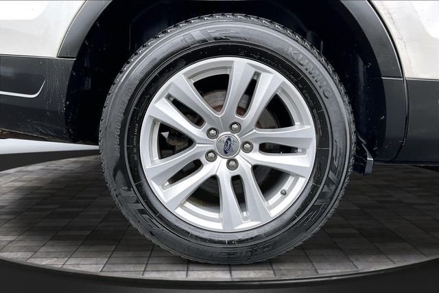 2019 Ford Explorer XLT 4WD - 23026485 - 34