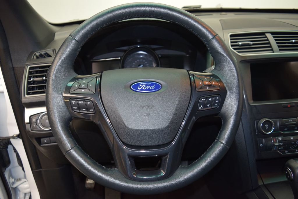 Used 19 Ford Explorer Xlt 4wd For Sale Jersey City Nj