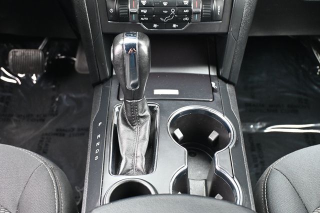 2019 Ford Explorer XLT FWD - 23025048 - 11