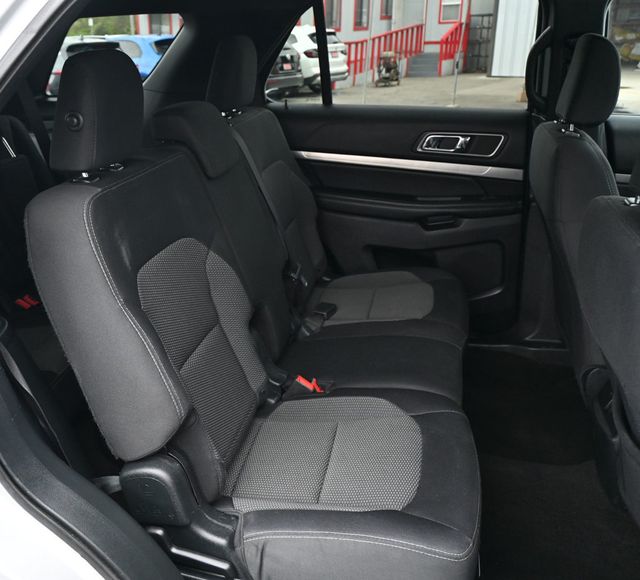 2019 Ford Explorer XLT FWD - 23025048 - 17