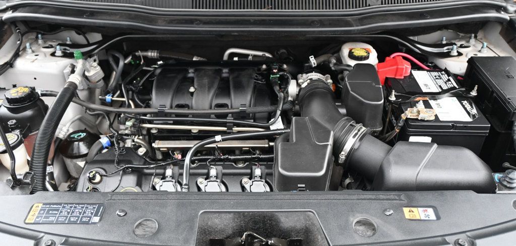 Ford Explorer photo 20
