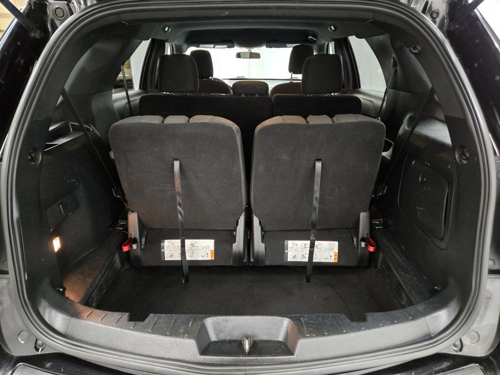 2019 Ford Explorer XLT FWD - 22932616 - 11