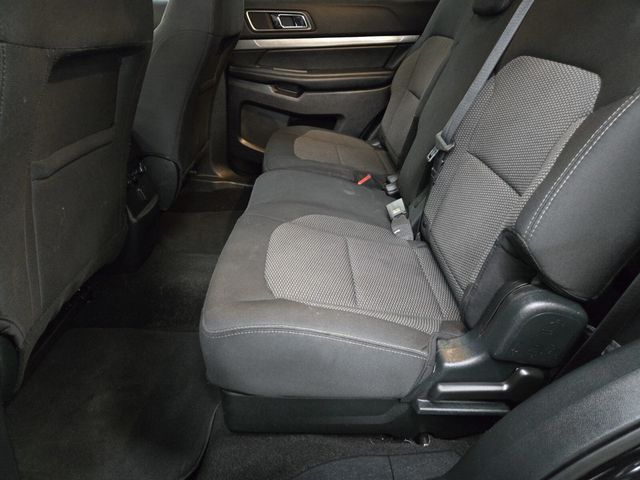 2019 Ford Explorer XLT FWD - 22932616 - 8