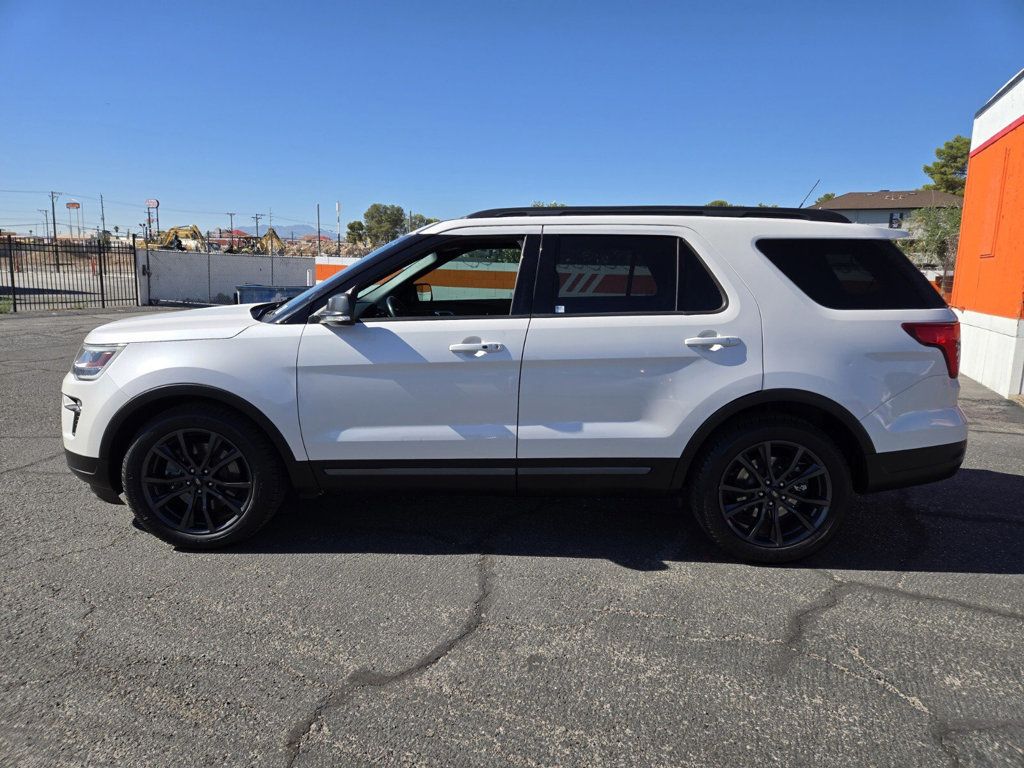 2019 Ford Explorer XLT photo 2