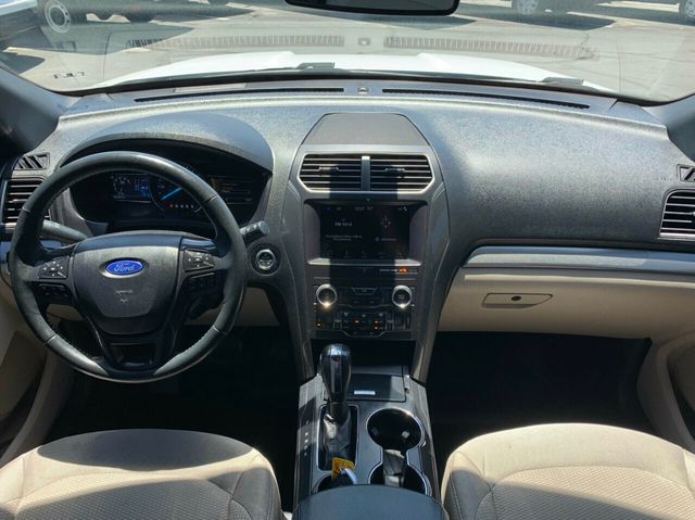 2019 Ford Explorer XLT FWD 1-Owner (2keys) (3rows) - 21924338 - 52