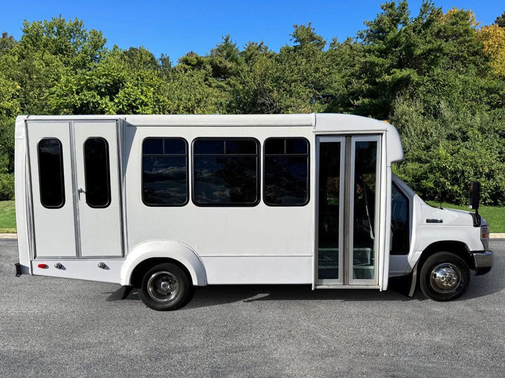 2019 Ford E-350 Cutaway Non-CDL Wheelchair Shuttle Bus For Adults Medical & Handicapped Transportation - 22925899 - 11