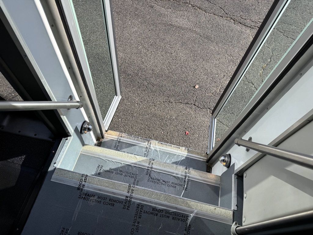 2019 Ford E-350 Cutaway Non-CDL Wheelchair Shuttle Bus For Adults Medical & Handicapped Transportation - 22925899 - 23