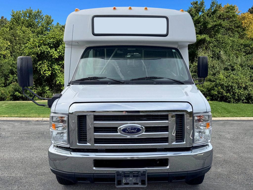2019 Ford E-450 Cutaway Non-CDL Wheelchair Shuttle Bus For Adults Seniors Church & Handicapped Transportation - 22914031 - 1