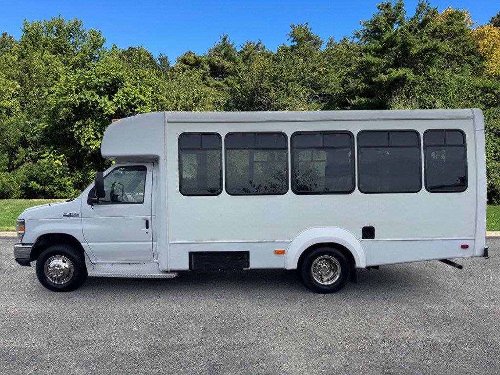 2019 Ford E-450 Cutaway Non-CDL Wheelchair Shuttle Bus For Adults Seniors Church & Handicapped Transportation - 22914031 - 3