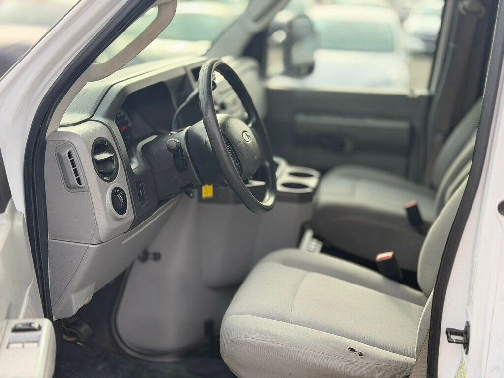 2019 Ford E-Series Cutaway  - 22957590 - 9