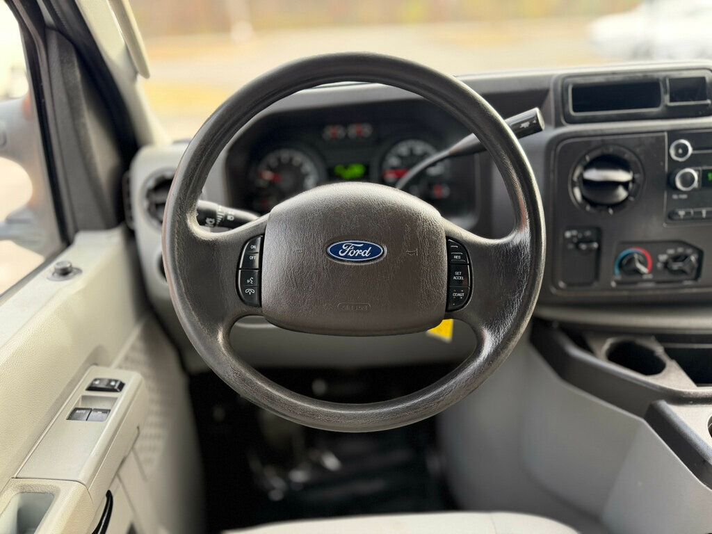 2019 Ford E-Series Cutaway  - 22957590 - 10