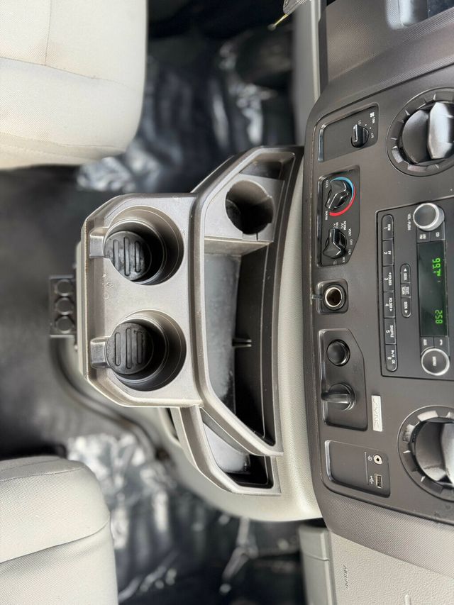 2019 Ford E-Series Cutaway  - 22957590 - 12