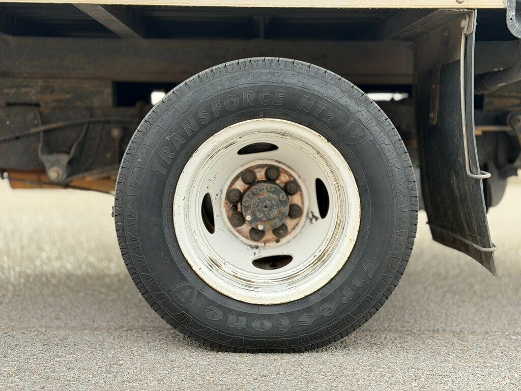 2019 Ford E-Series Cutaway  - 22957590 - 23