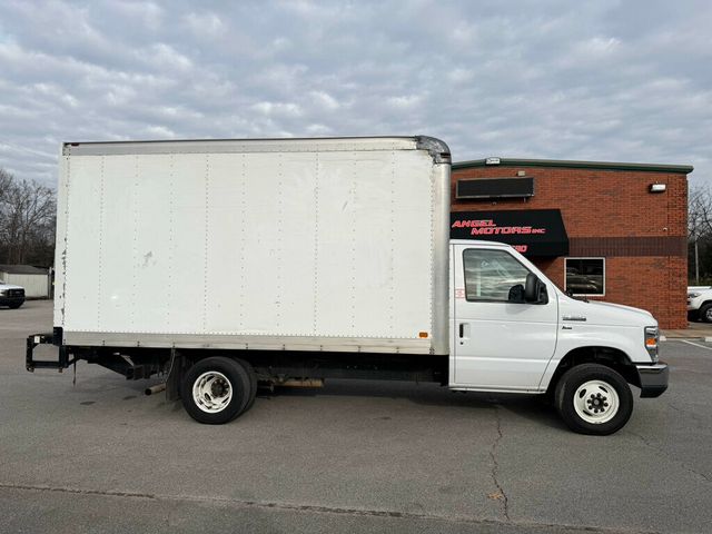 2019 Ford E-Series Cutaway  - 22957590 - 5