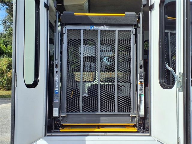 2019 Ford E-Series Cutaway 15 Passenger Shuttle Bus w/Wheelchair - 22942915 - 9