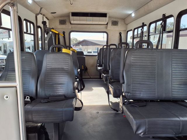 2019 Ford E-Series Cutaway 15 Passenger Shuttle Bus w/Wheelchair - 22942915 - 14