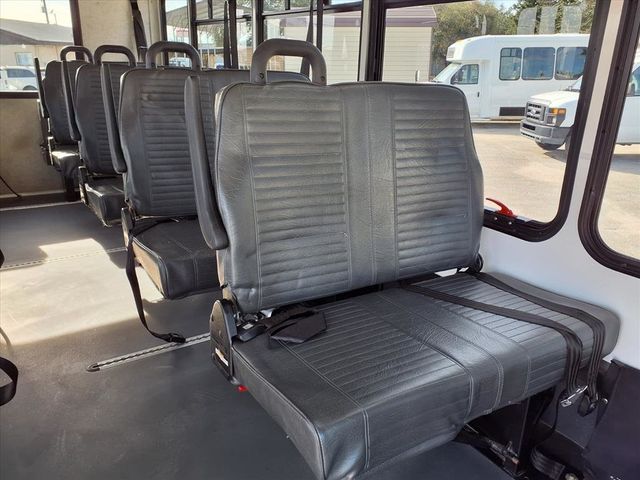 2019 Ford E-Series Cutaway 15 Passenger Shuttle Bus w/Wheelchair - 22942915 - 15