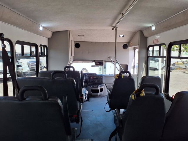 2019 Ford E-Series Cutaway 15 Passenger Shuttle Bus w/Wheelchair - 22942915 - 19
