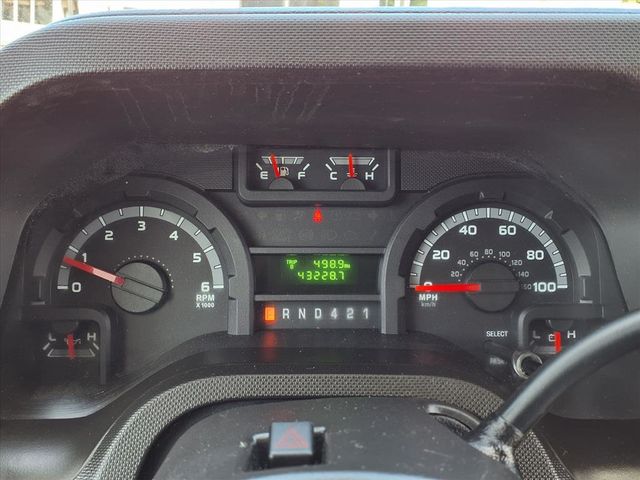 2019 Ford E-Series Cutaway 15 Passenger Shuttle Bus w/Wheelchair - 22942915 - 32