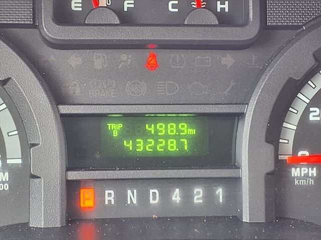 2019 Ford E-Series Cutaway 15 Passenger Shuttle Bus w/Wheelchair - 22942915 - 33