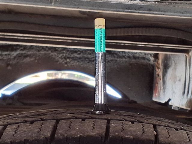 2019 Ford E-Series Cutaway 15 Passenger Shuttle Bus w/Wheelchair - 22942915 - 38