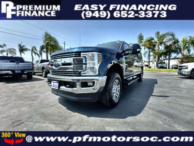 2019 Ford F250 Super Duty Crew Cab LARIAT 4X4 DIESEL NAV BACK UP CAM 1OWNER CLEAN - 22570036 - 0