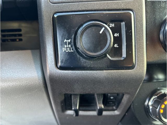 2019 Ford F250 Super Duty Crew Cab XL 4X4 6.2L GAS BACK UP CAM CLEAN - 23082827 - 16