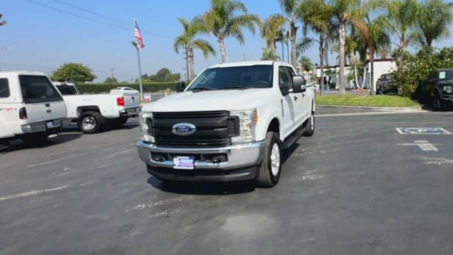 2019 Ford F250 Super Duty Crew Cab XL LONG BED 4X4 6.2L GAS SUPER CLEAN - 22622882 - 3