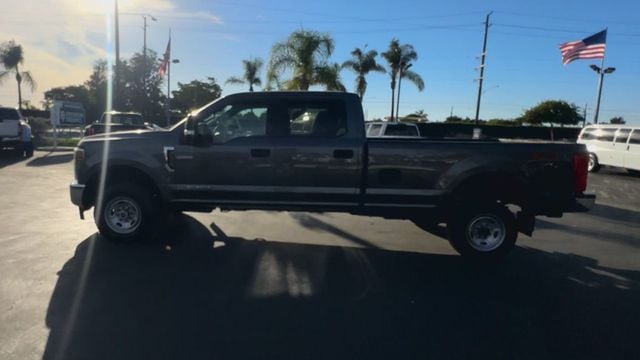 2019 Ford F250 Super Duty Crew Cab XLT LONG BED 4X4 DIESEL BACK UP CAM 1OWNER - 22641170 - 4