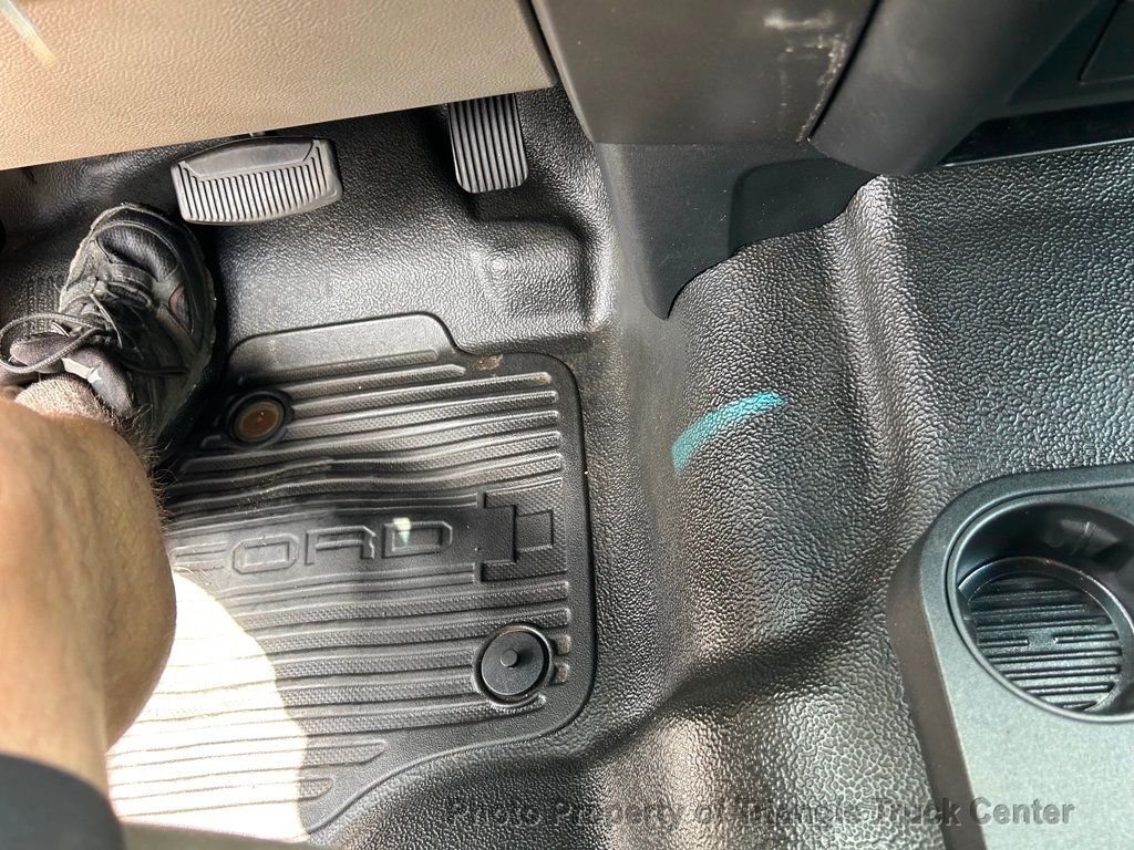 2019 Ford F250HD CREW CAB UTILITY! SUPER NICE UNIT! ++FINANCE OR LEASE! 100 PICTURES! - 22864544 - 19