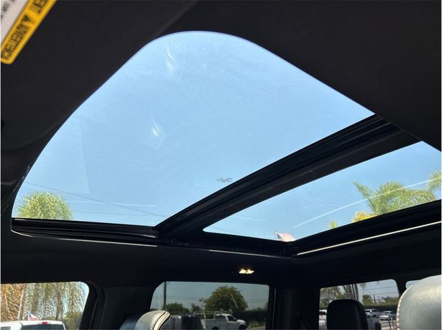 2019 Ford F350 Super Duty Crew Cab PLATINUM DUALLY 4X4 DIESEL NAV BACK UP CAM CLEAN - 23040576 - 18
