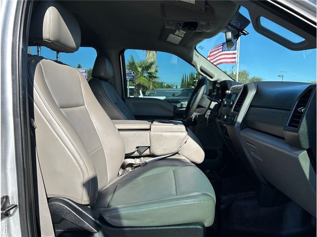 2019 Ford F350 Super Duty Crew Cab XL DUALLY 4X4 6.7L DIESEL CLEAN - 22913998 - 19