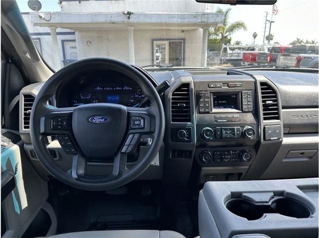 2019 Ford F350 Super Duty Crew Cab XL DUALLY 4X4 DIESEL BACK UP CAM 1OWNER CLEAN - 22470773 - 22